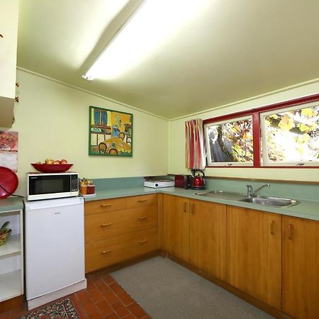 The Berry Farm Retreat Villa Хейстингс Екстериор снимка